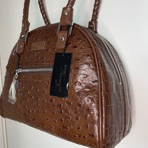 NWT Isabella Adams genuine leather handbag